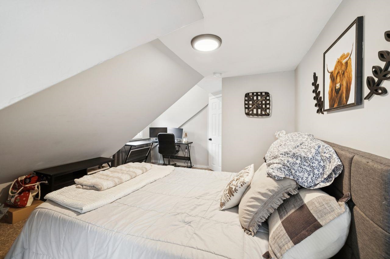 377 Smyth Road Manchester, NH 03104 - Photo 26 of 32