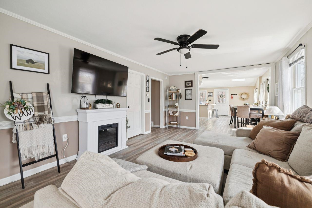 377 Smyth Road Manchester, NH 03104 - Photo 5 of 32