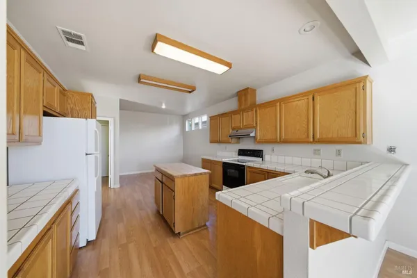 $480,000 | 372 Stamper Circle, Suisun City, CA 94585