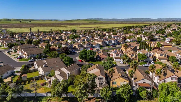 $480,000 | 372 Stamper Circle, Suisun City, CA 94585