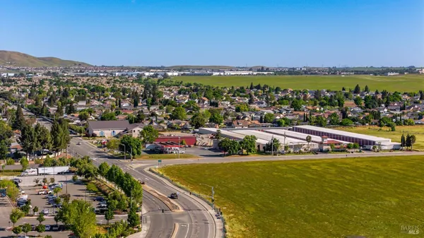 $480,000 | 372 Stamper Circle, Suisun City, CA 94585