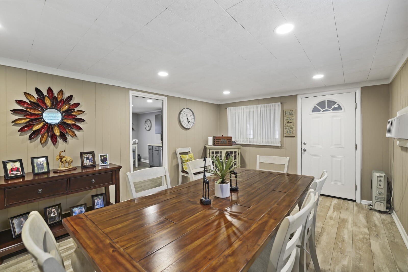 233 Rucker Road Murfreesboro, TN 37127 - Photo 33 of 55 a dining room with furniture and wooden floor