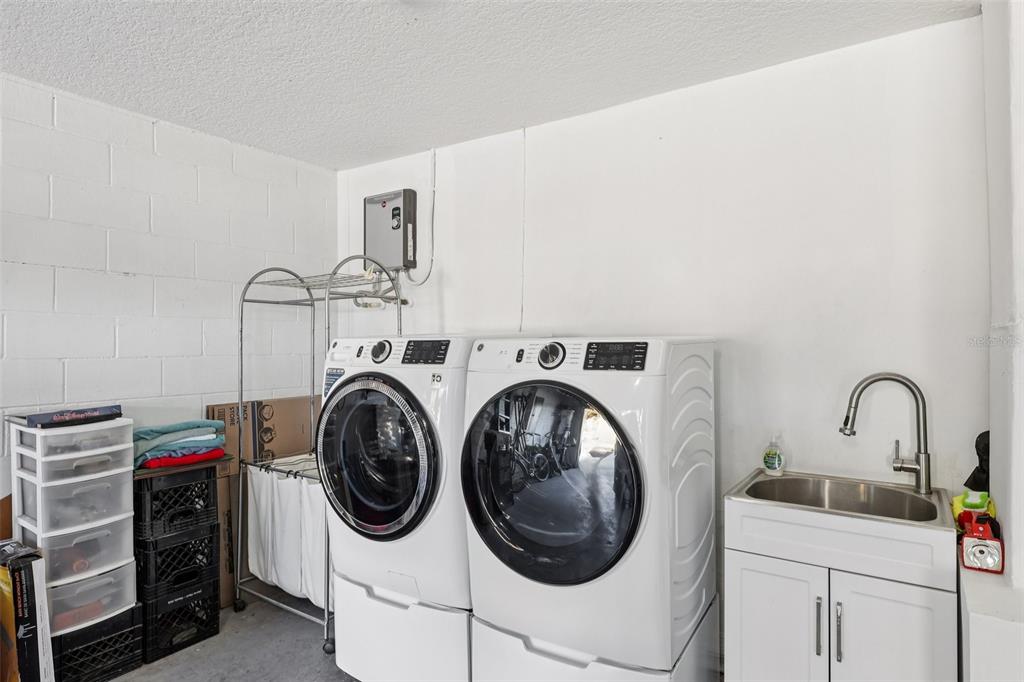 402 Ohio Way Kissimmee, FL 34759 - Photo 19 of 54