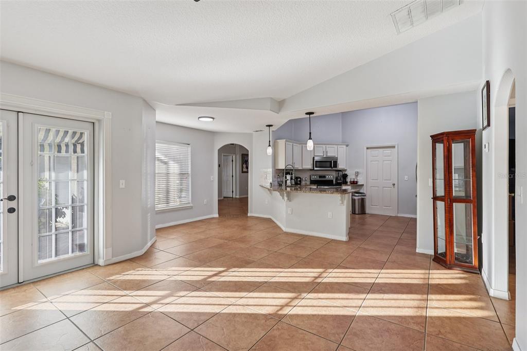 402 Ohio Way Kissimmee, FL 34759 - Photo 2 of 54