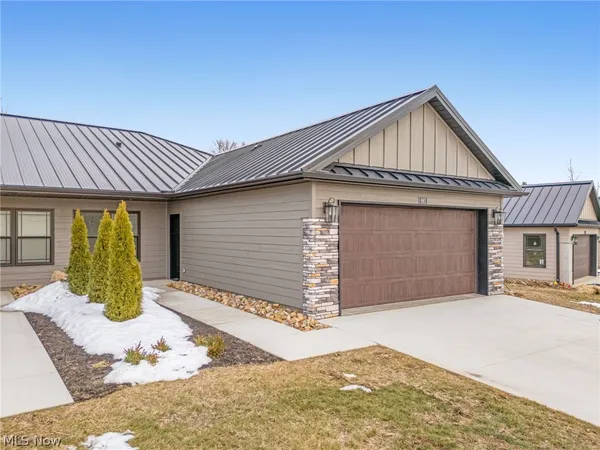 $260,000 | 997 Beech Avenue, Millersburg, OH 44654