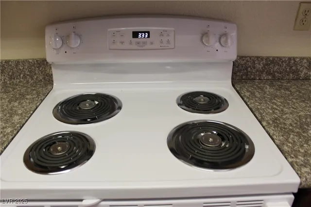 $1,000 | 4310 Sandy River Drive, Unit 58, Las Vegas, NV 89103