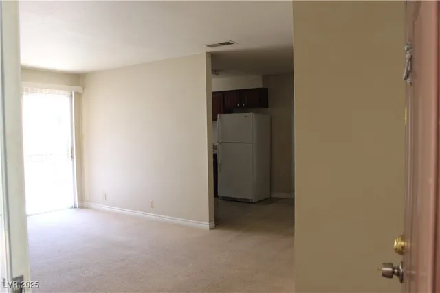 $1,000 | 4310 Sandy River Drive, Unit 58, Las Vegas, NV 89103