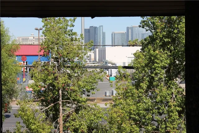 $1,000 | 4310 Sandy River Drive, Unit 58, Las Vegas, NV 89103