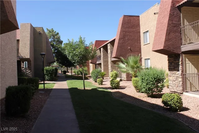 $1,000 | 4310 Sandy River Drive, Unit 58, Las Vegas, NV 89103