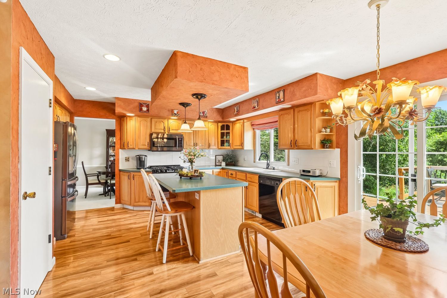 27635 Pergl Road Solon, OH 44139 - Photo 10 of 42