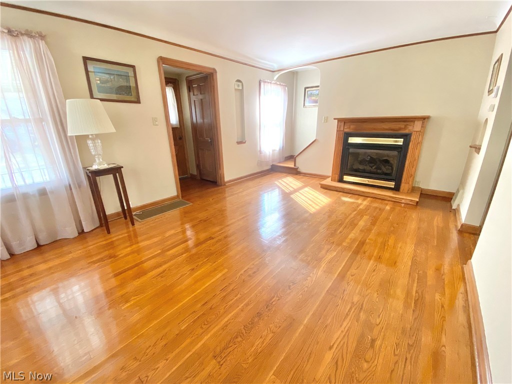 4176 Ridgeview Road Cleveland, OH 44144 - Photo 4 of 21 Gallery Image 4