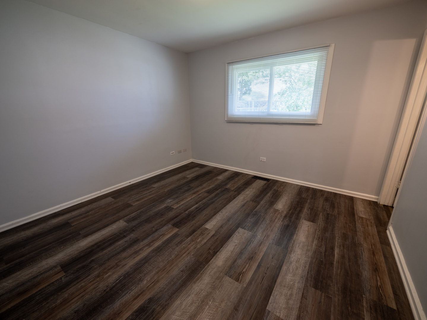 6640 Valley View Road Hanover Park, IL 60133 - Photo 18 of 30 Gallery Image 18