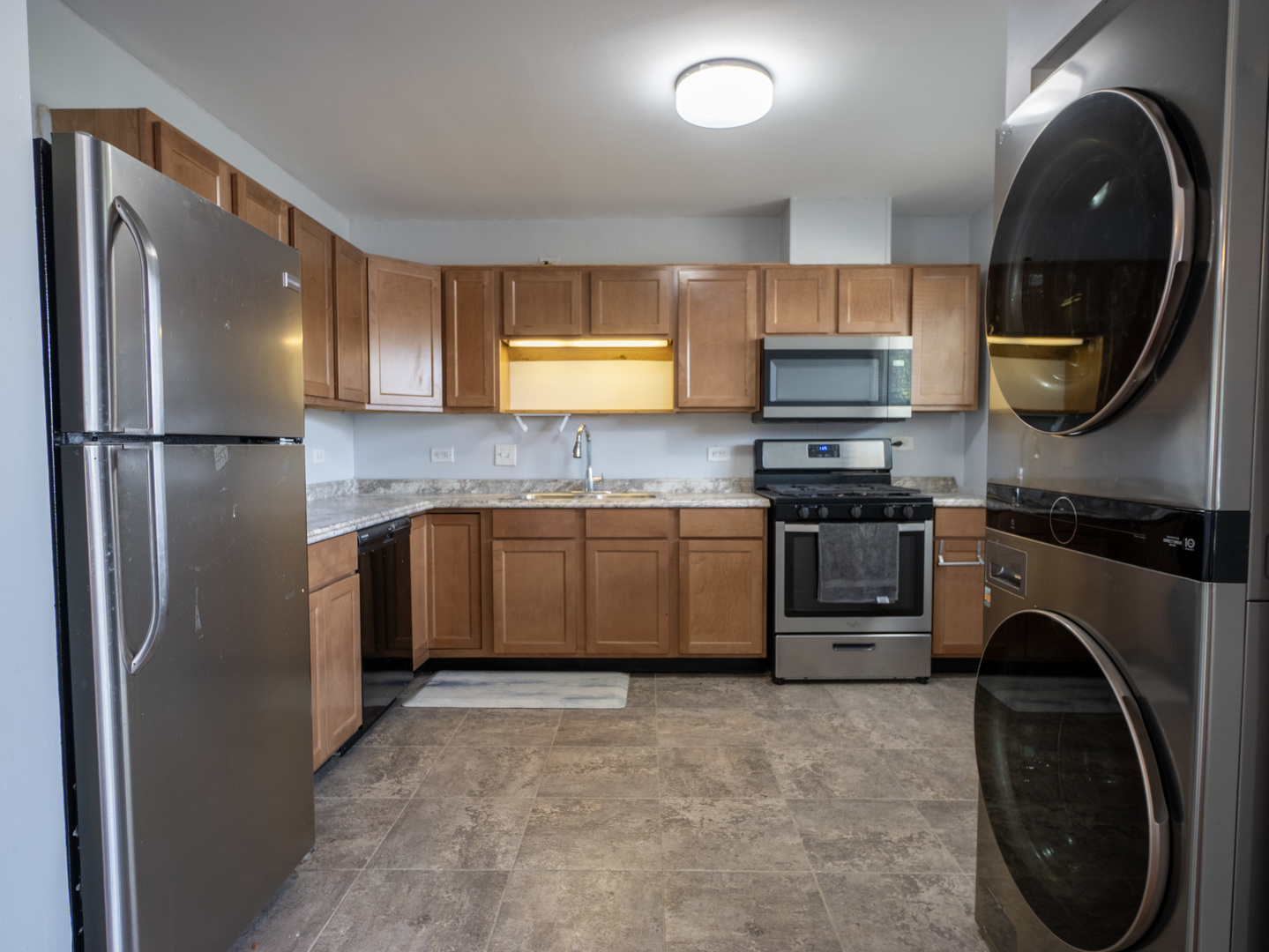 6640 Valley View Road Hanover Park, IL 60133 - Photo 7 of 30 Gallery Image 7