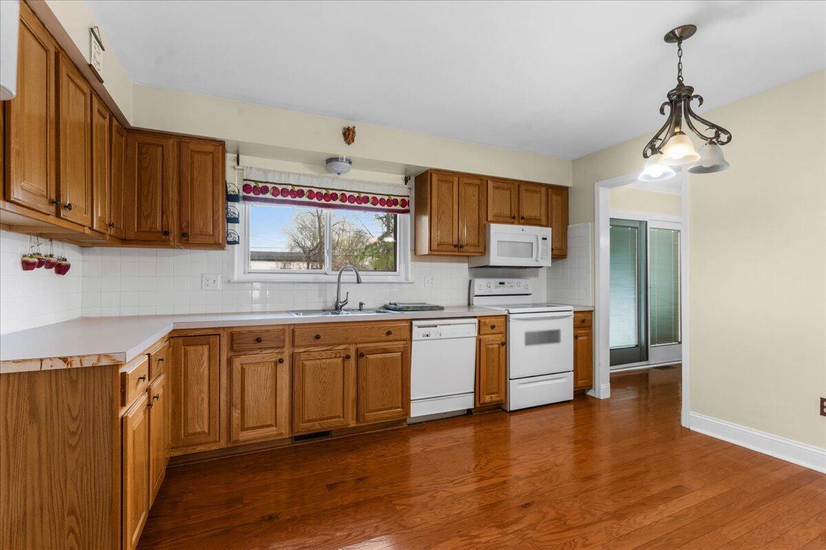 6709 Wild Ridge Lane West Bloomfield, MI 48322 - Photo 15 of 34 07-6709 Wild Ridge Ln-10