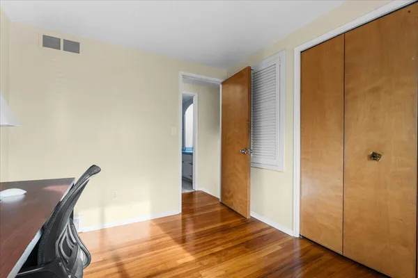 $375,000 | 6709 Wild Ridge Lane, West Bloomfield, MI 48322