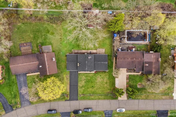 $375,000 | 6709 Wild Ridge Lane, West Bloomfield, MI 48322