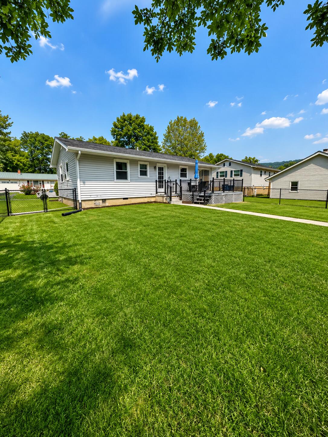 1111 Cherokee Trail Covington, VA 24426 - Photo 4 of 28 back view w yard
