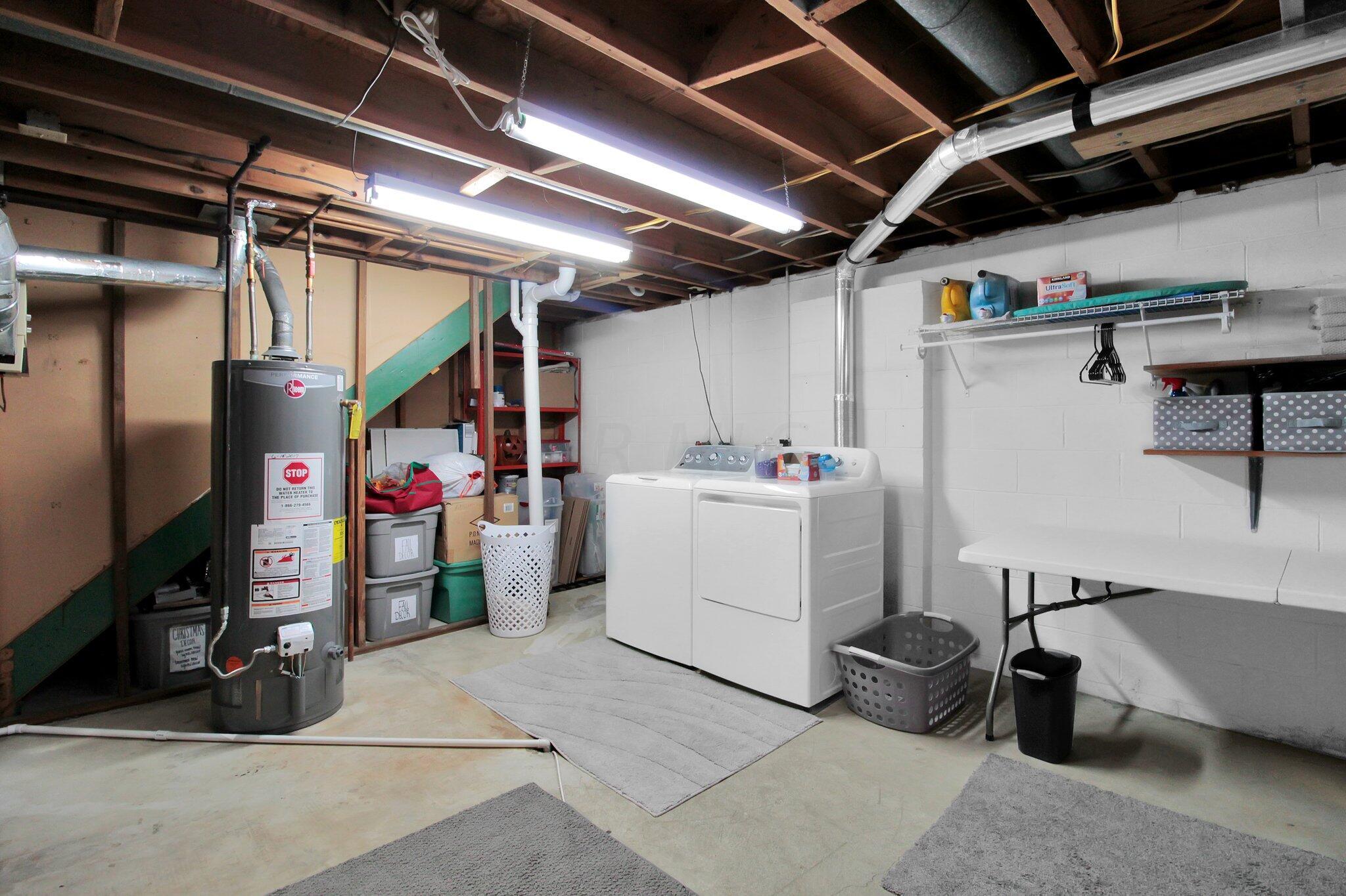 1853 Brookfield Road Columbus, OH 43229 - Photo 22 of 25 22-web-or-mls-1853-brookfield-rd