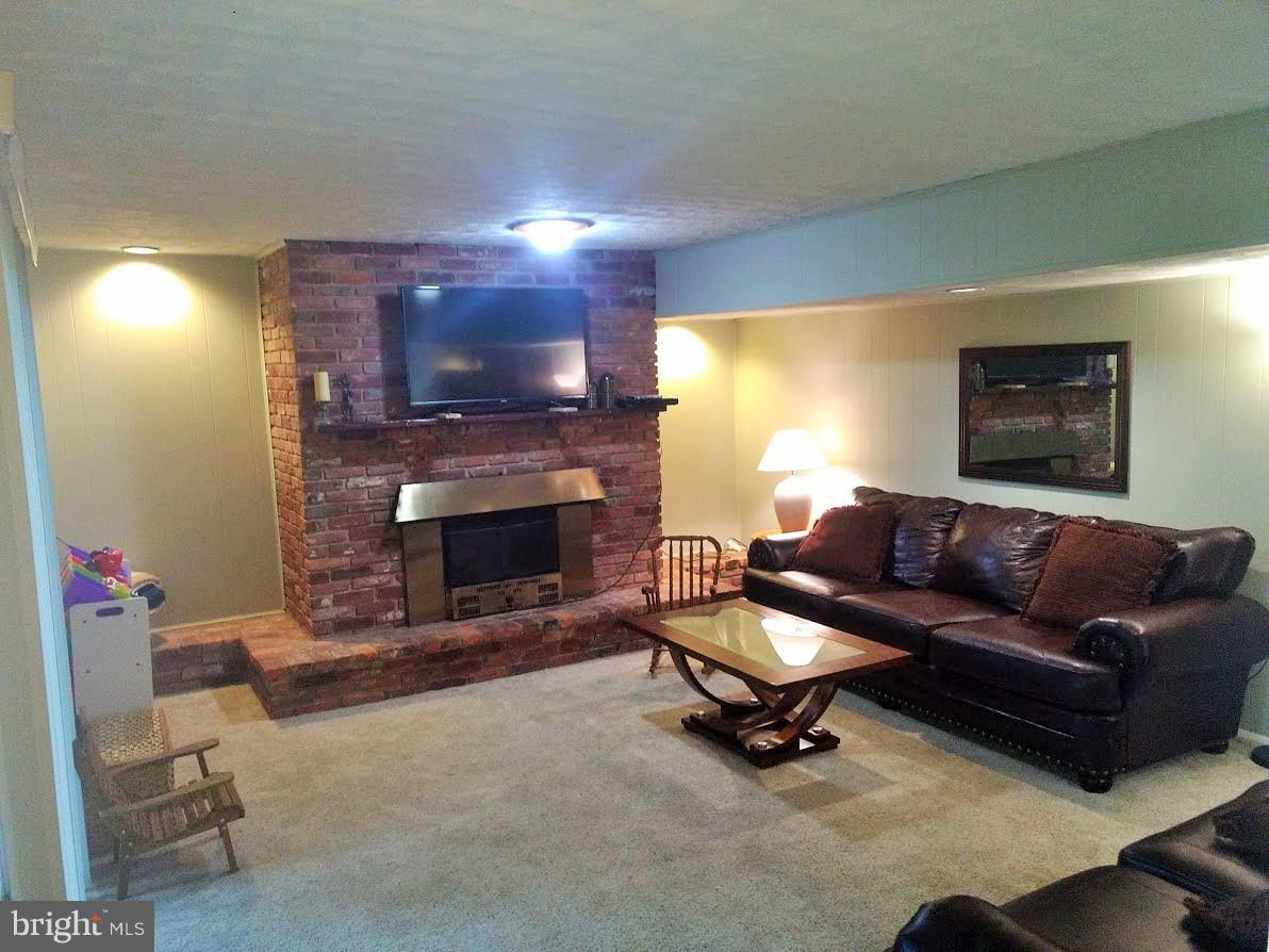 216 Garnett Road Joppa, MD 21085 - Photo 8 of 30 Family Room