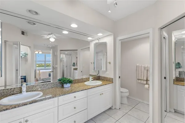 $2,750 | 6475 Shoreline Drive, Unit 5403, St. Petersburg, FL 33708