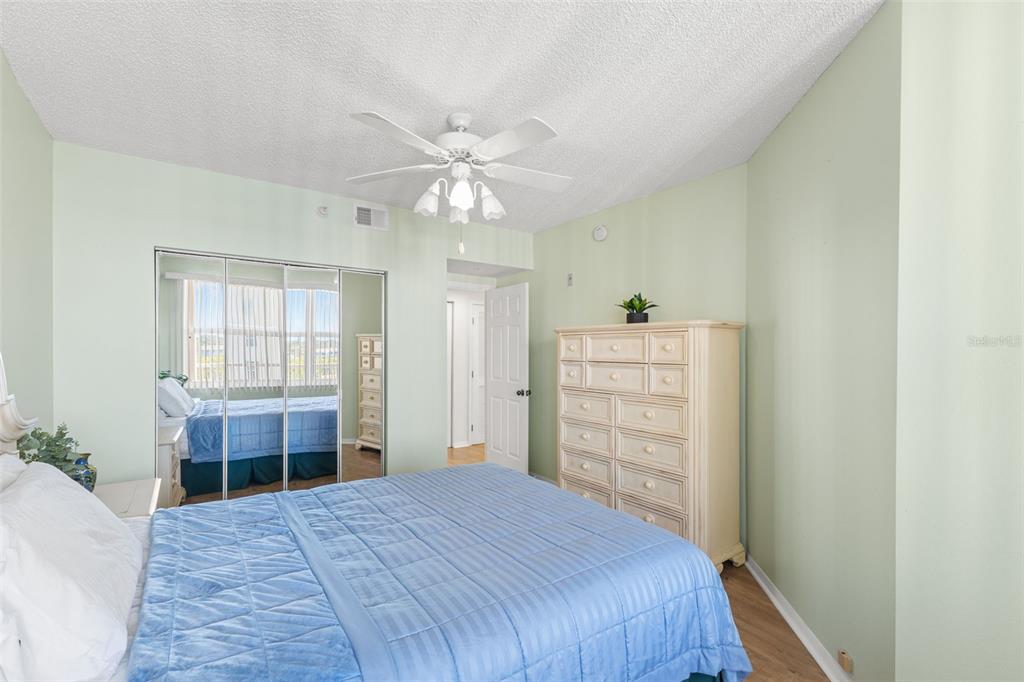 6475 Shoreline Drive, Unit 5403 St. Petersburg, FL 33708 - Photo 23 of 46