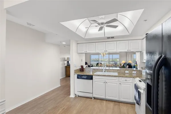 $2,750 | 6475 Shoreline Drive, Unit 5403, St. Petersburg, FL 33708