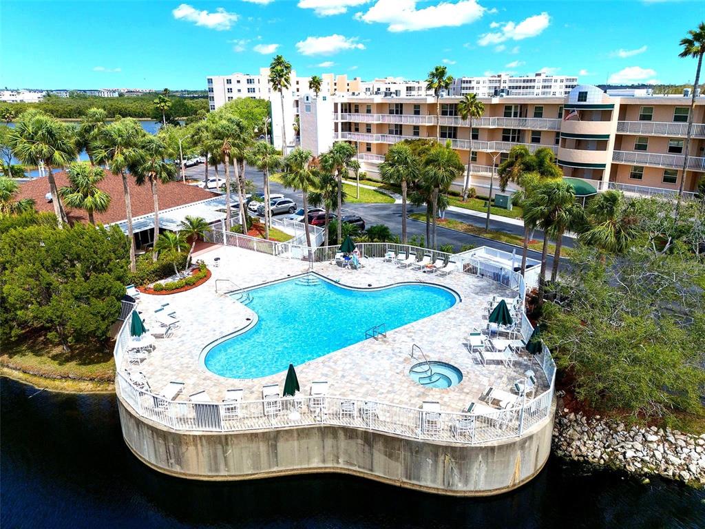 6475 Shoreline Drive, Unit 5403 St. Petersburg, FL 33708 - Photo 3 of 46