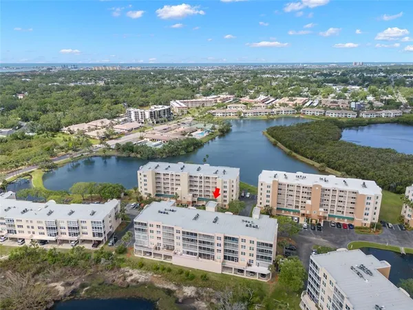 $2,750 | 6475 Shoreline Drive, Unit 5403, St. Petersburg, FL 33708