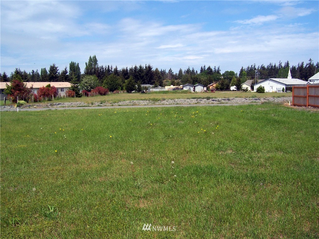 26 Choice Loop Sequim, WA 98382 - Photo 1 of 3 Gallery Image 1