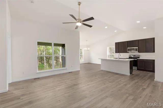 $434,044 | 1720 Martingale Lane, Eureka, MO 63025