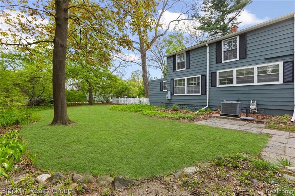 1415 John R Road Rochester, MI 48307 - Photo 31 of 40
