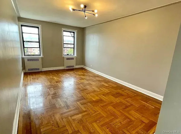 $2,395 | 40-37 77th Street, Unit 5G | Elmhurst