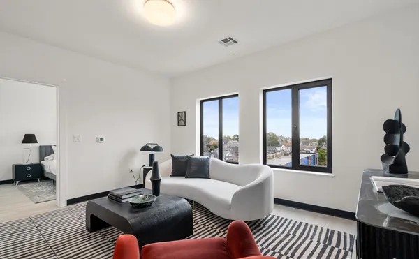 $2,500 | 600 Broadway, Unit 602, Chelsea, MA 02150