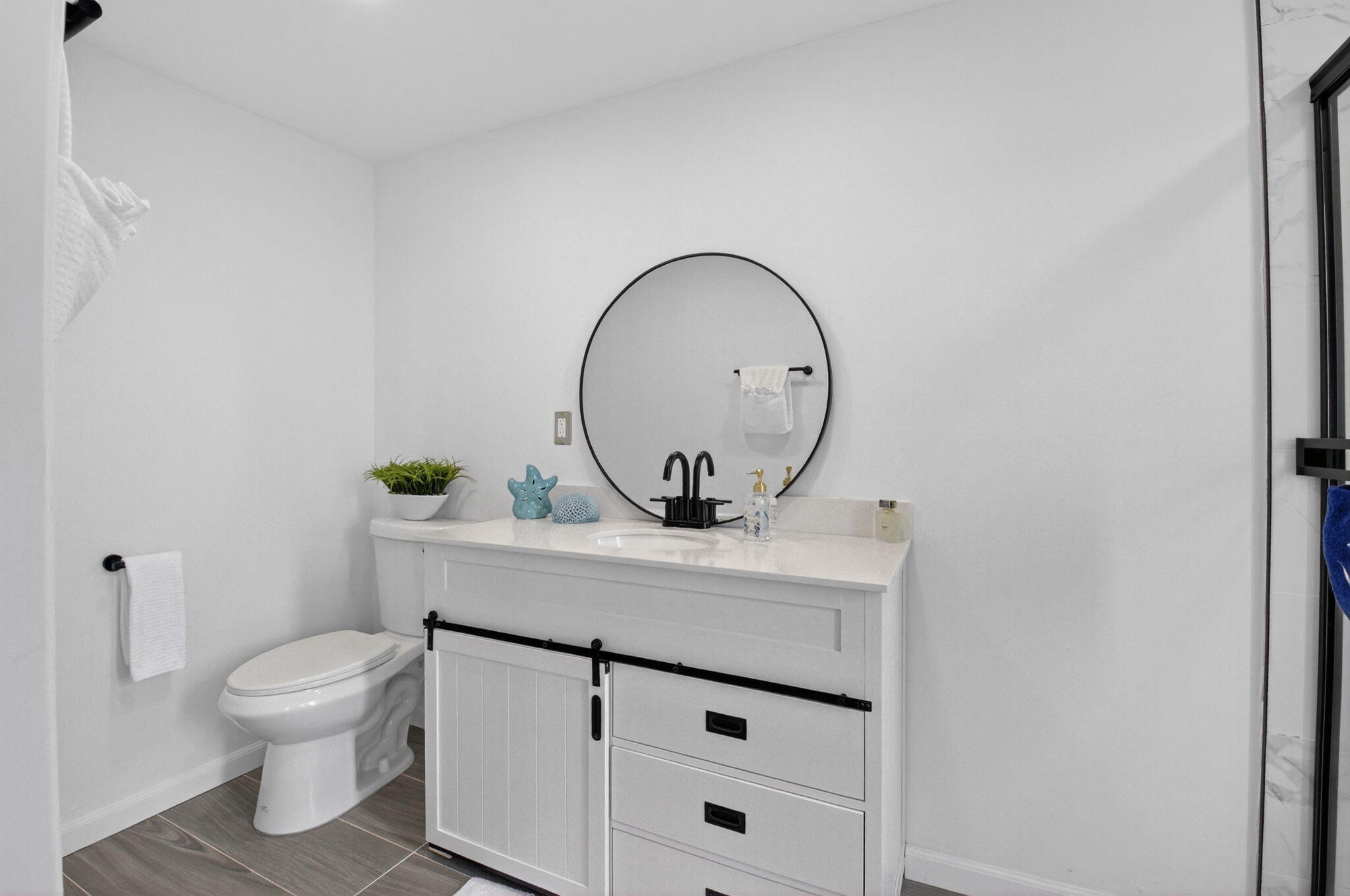 9370 Southwest 8th Street, Unit 410 Boca Raton, FL 33428 - Photo 16 of 28 Primary Bathroom