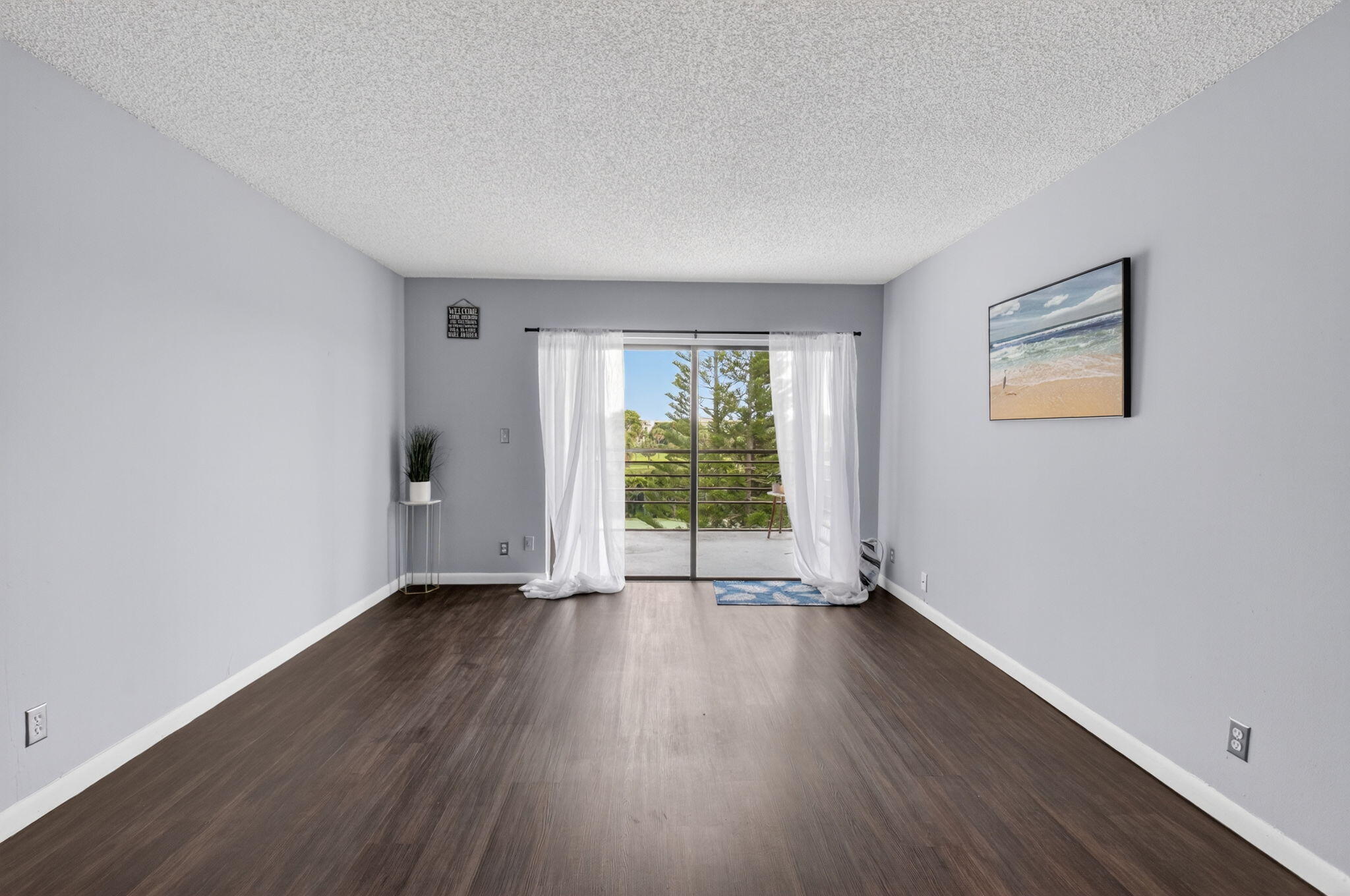 9370 Southwest 8th Street, Unit 410 Boca Raton, FL 33428 - Photo 10 of 28 Living Room
