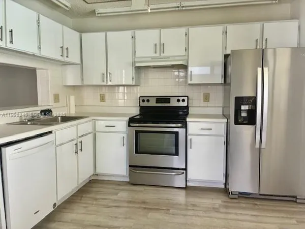 $2,200 | 1024 South Independence Drive, Unit 1024A, Homestead, FL 33034