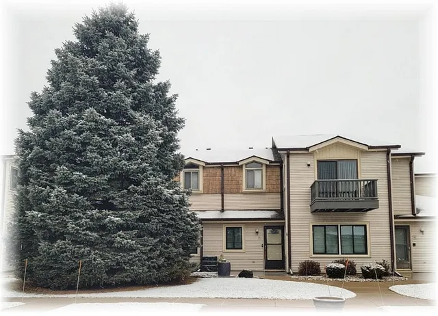 $244,000 | 7225 Mariner Drive, Unit 5, Mount Pleasant, WI 53406