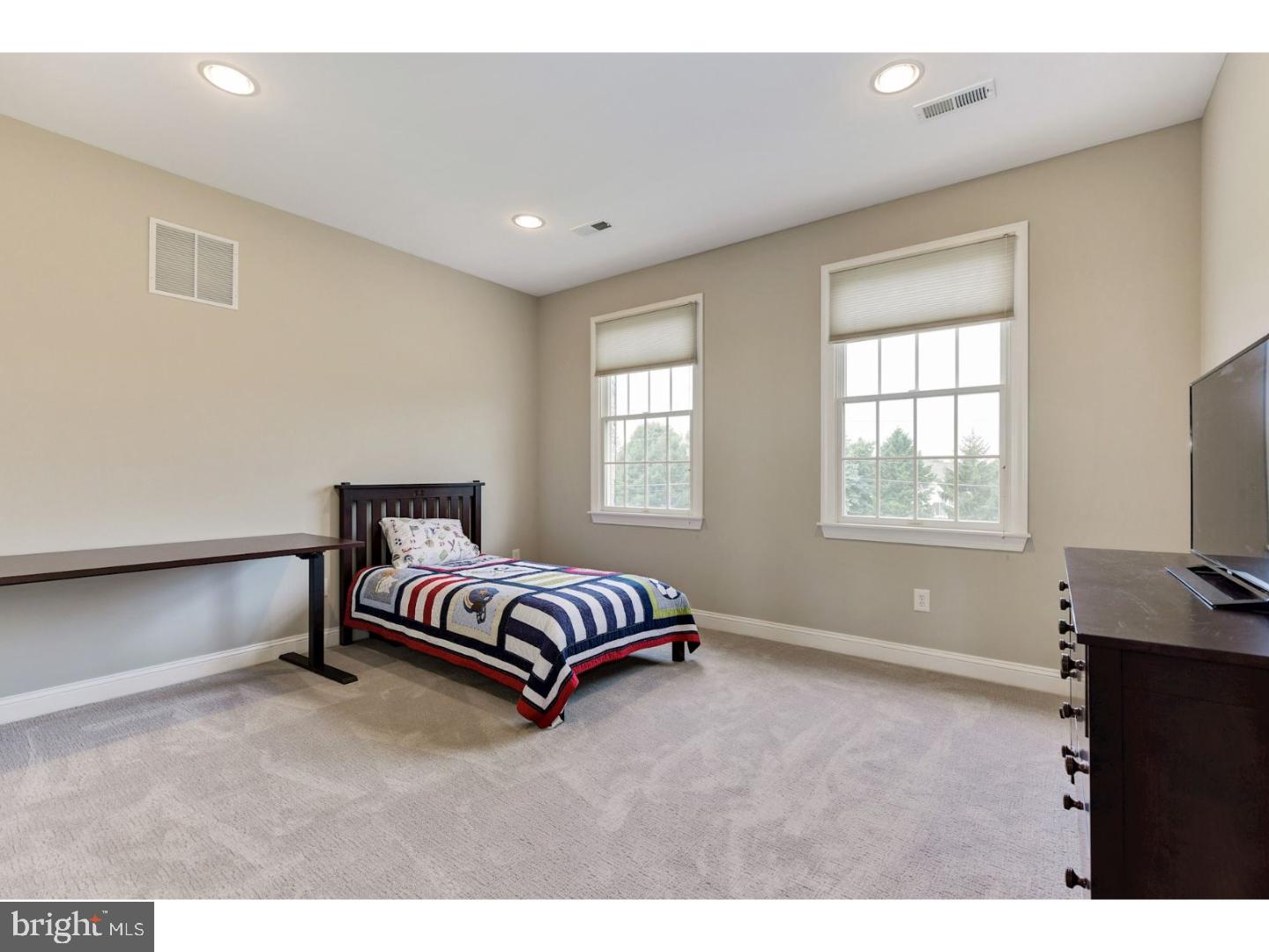 340 Salem Road Moorestown, NJ 08057 - Photo 20 of 25 Bedroom 4