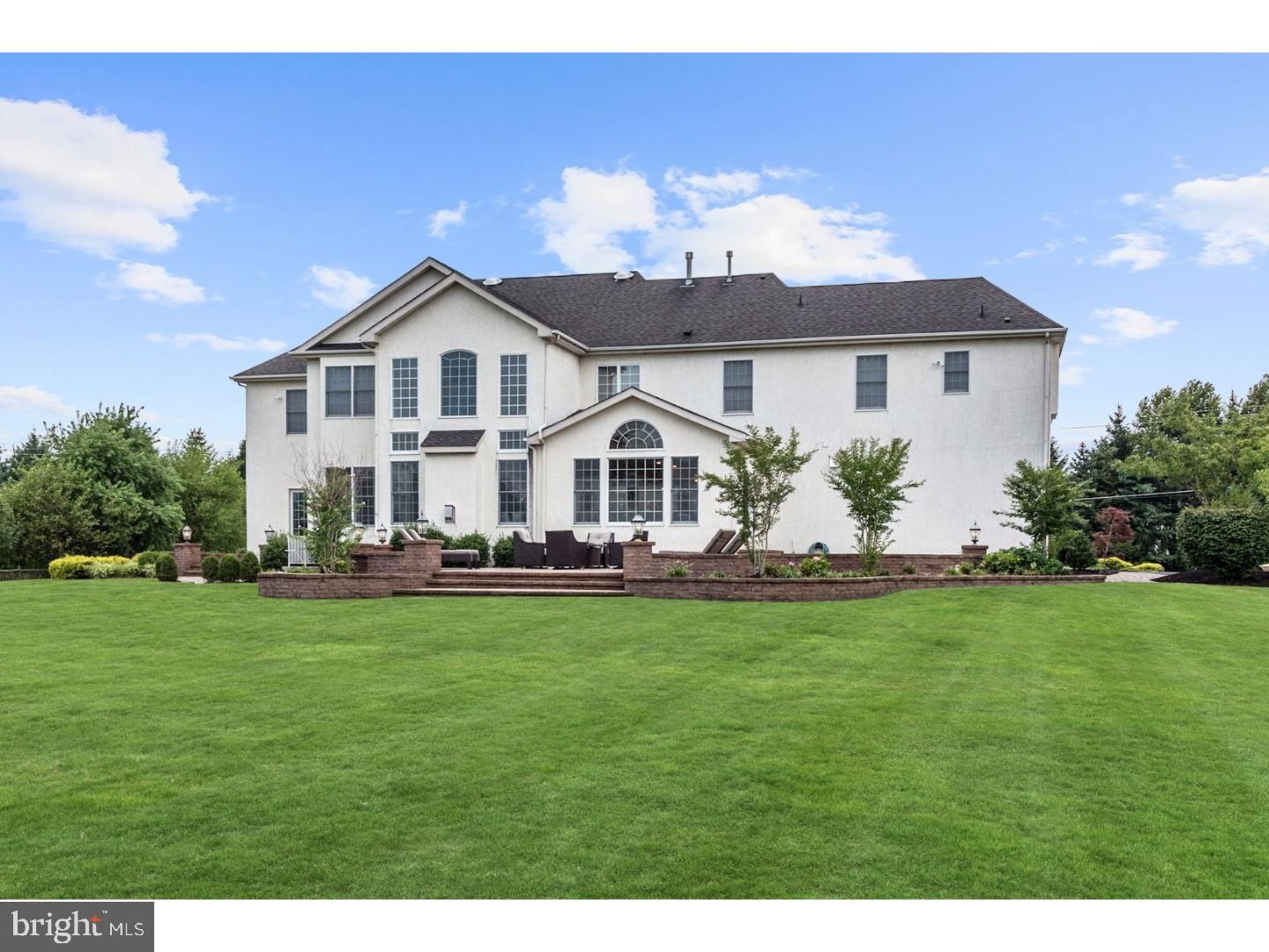 340 Salem Road Moorestown, NJ 08057 - Photo 23 of 25 Exterior Back