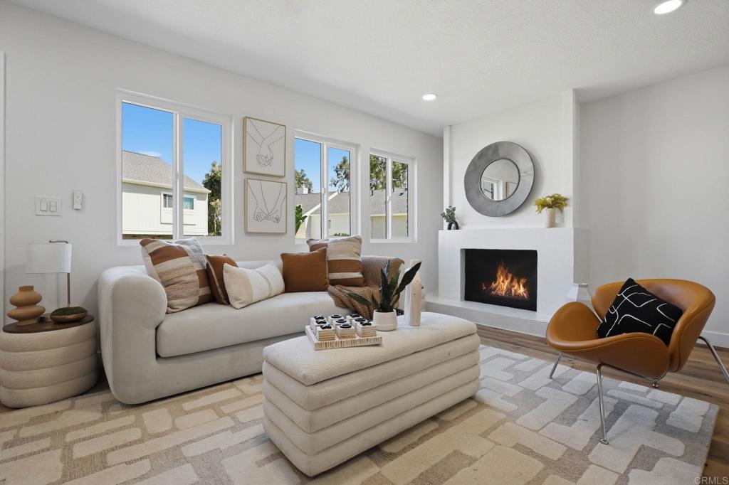 821 Del Mar Downs Road, Unit D Solana Beach, CA 92075 - Photo 2 of 29