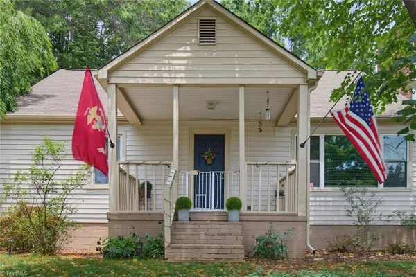 $299,900 | 2921 Bittersweet Road Northwest, Winston-Salem, NC 27106