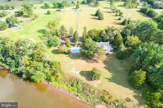 $1,295,000 | 24800 Pealiquor Road, Denton, MD 21629