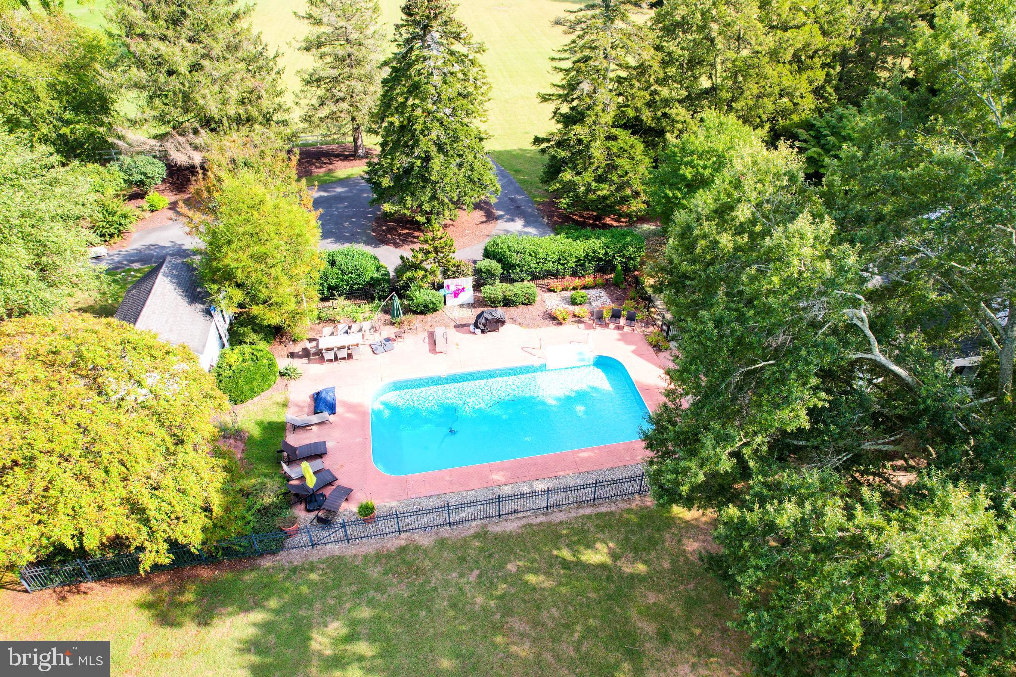24800 Pealiquor Road Denton, MD 21629 - Photo 5 of 114 Outdoor pool along the river.