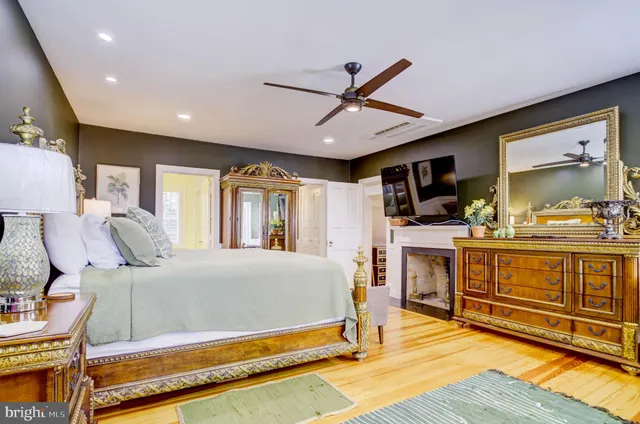 $1,295,000 | 24800 Pealiquor Road, Denton, MD 21629