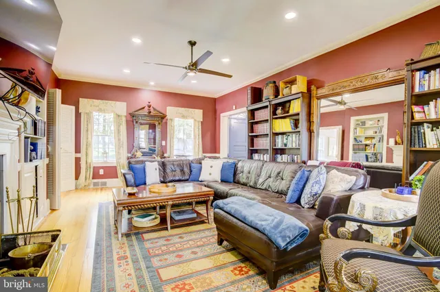 $1,295,000 | 24800 Pealiquor Road, Denton, MD 21629