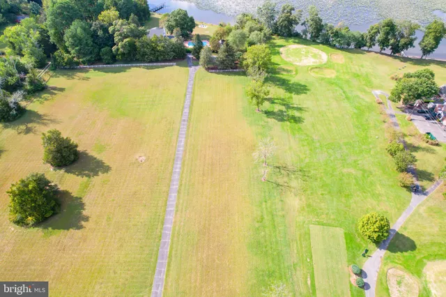 $1,295,000 | 24800 Pealiquor Road, Denton, MD 21629