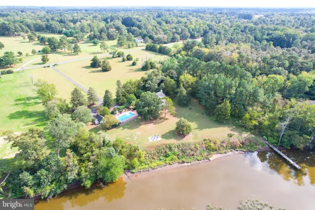 $1,295,000 | 24800 Pealiquor Road, Denton, MD 21629