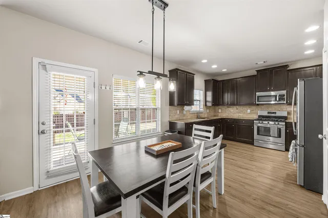 $410,000 | 8 Valley Bluff Lane, Simpsonville, SC 29680