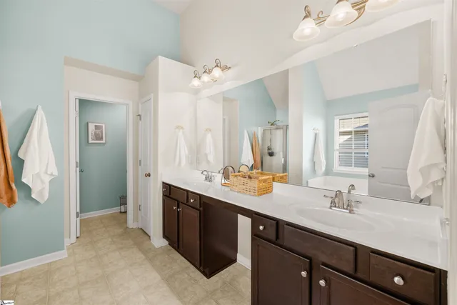 $410,000 | 8 Valley Bluff Lane, Simpsonville, SC 29680