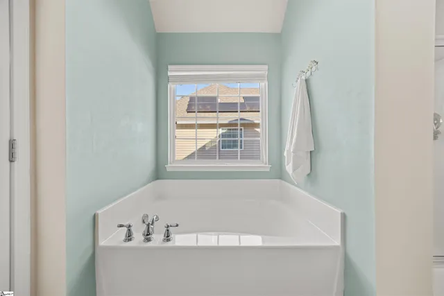 $410,000 | 8 Valley Bluff Lane, Simpsonville, SC 29680